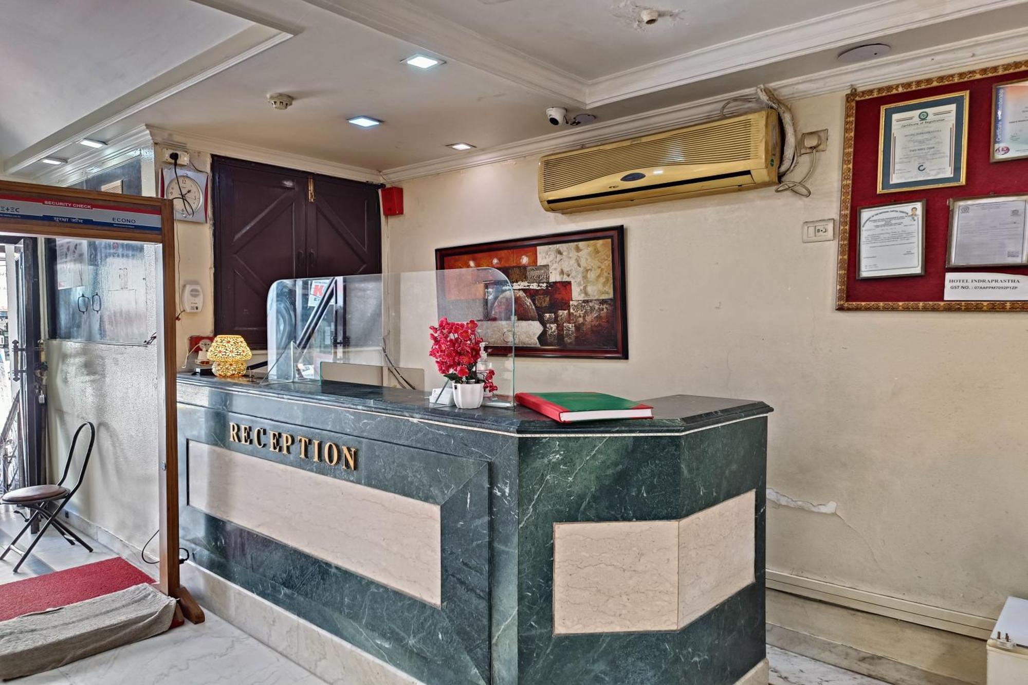 โฮเต็ล อินดราพราสธา Hotel เดลี ภายนอก รูปภาพ