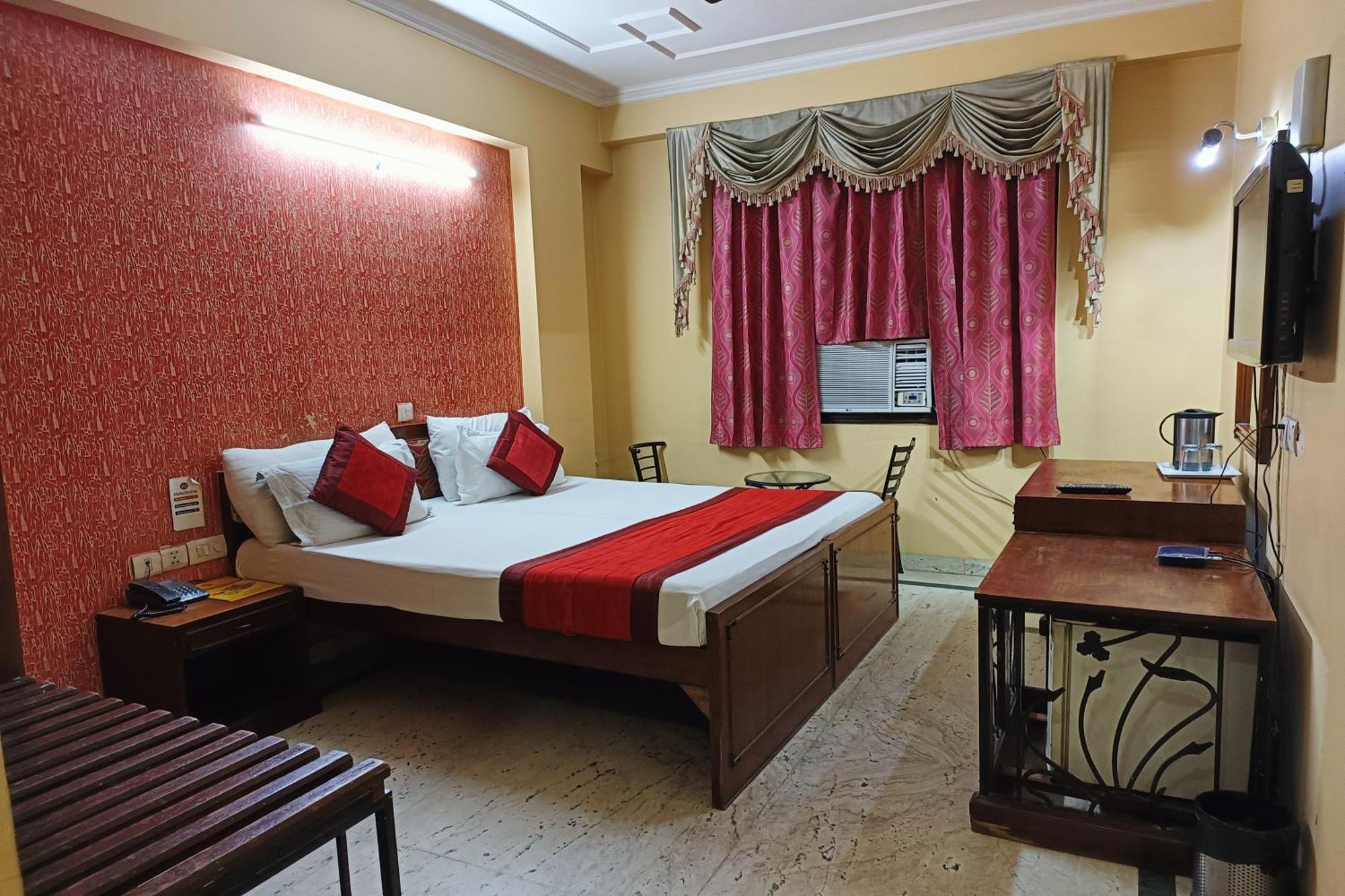 โฮเต็ล อินดราพราสธา Hotel เดลี ภายนอก รูปภาพ